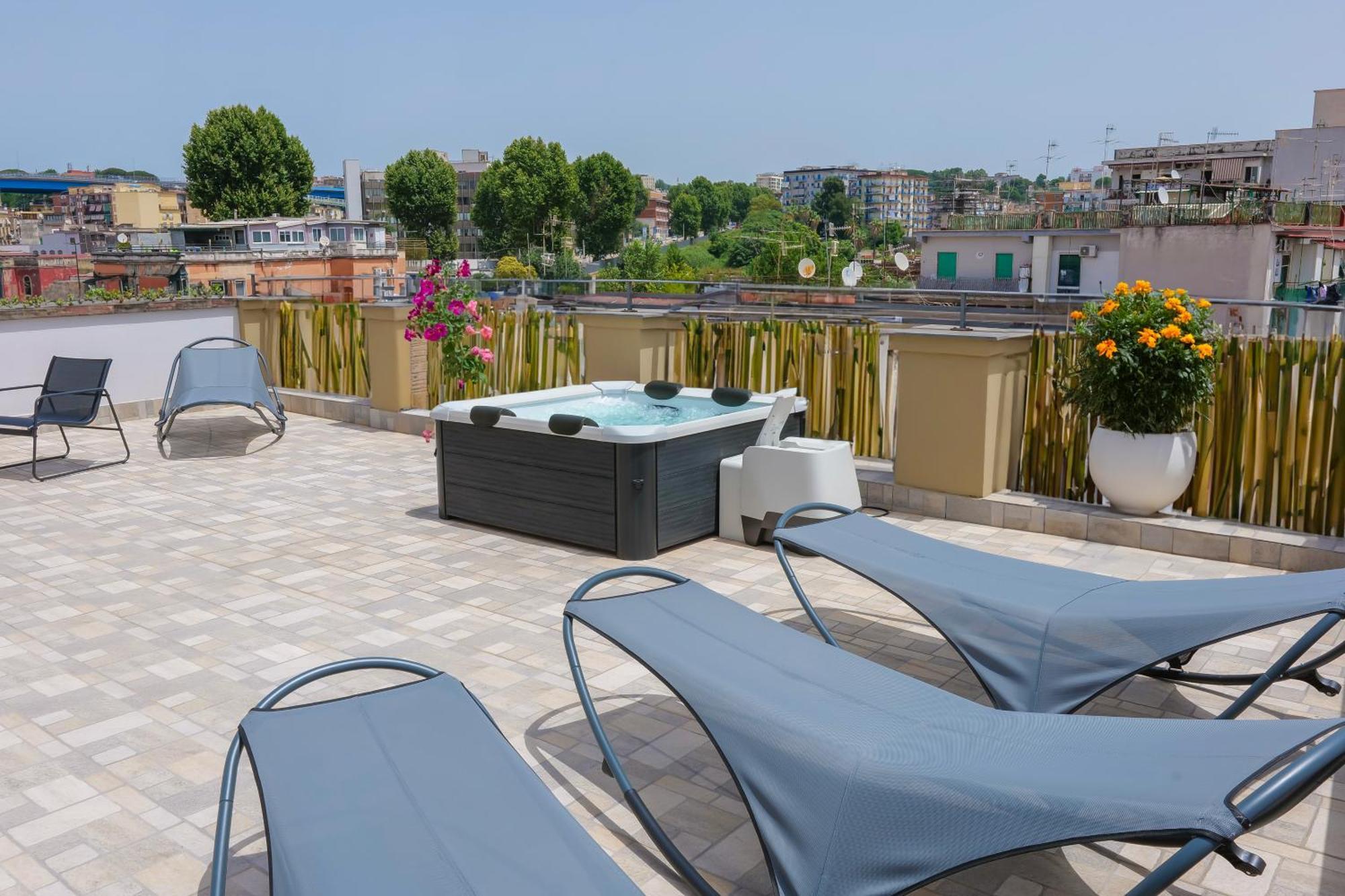נאפולי Rooftop Parthenopeo Contemporary Rooms מראה חיצוני תמונה