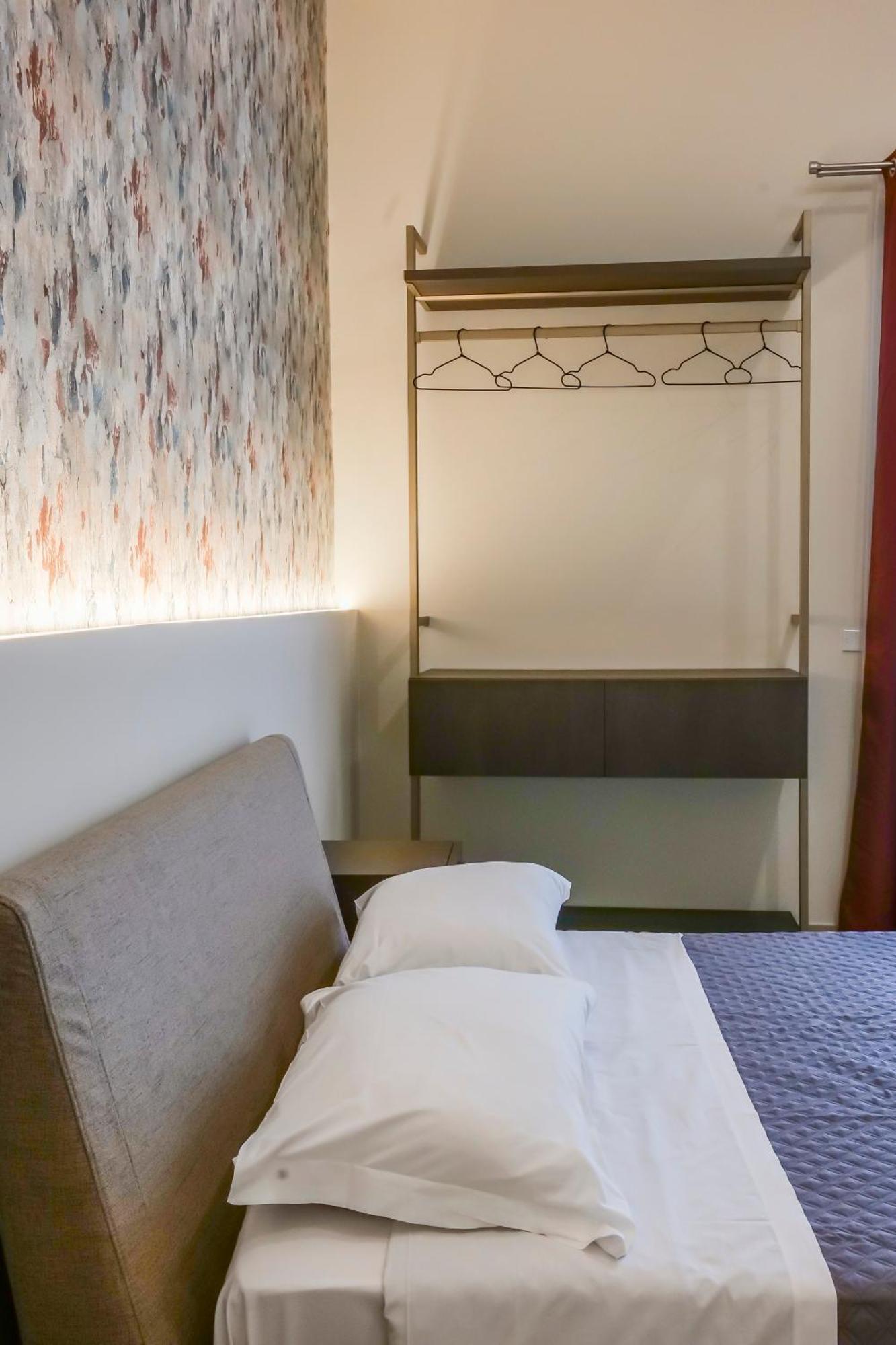 נאפולי Rooftop Parthenopeo Contemporary Rooms מראה חיצוני תמונה